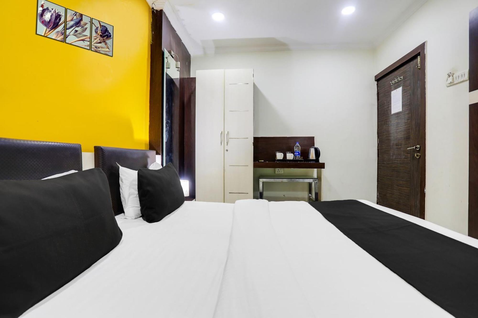 Super Collection O Mp Nagar Hotel Bhopal Buitenkant foto