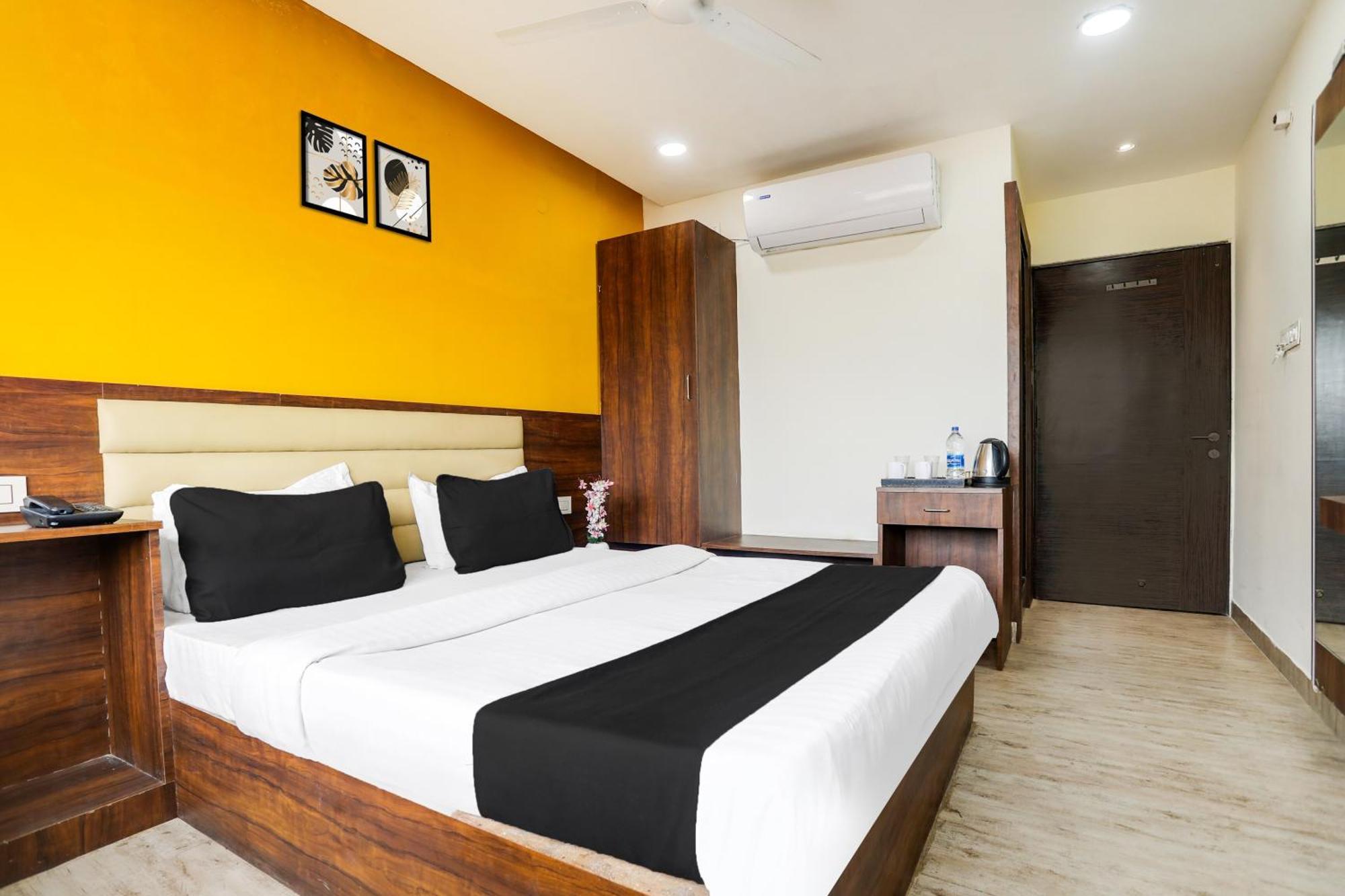 Super Collection O Mp Nagar Hotel Bhopal Buitenkant foto